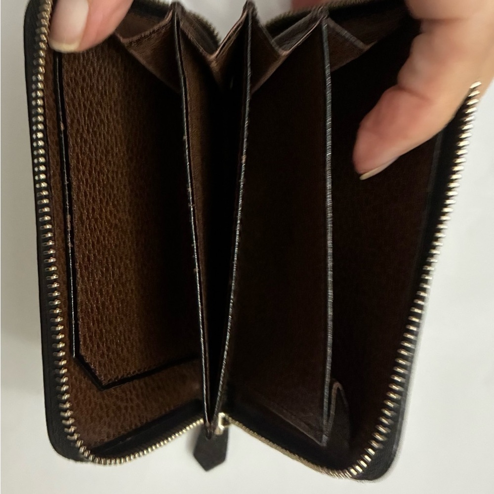 Foot the Coacher Designer Leather Luxury Wallet - Picture 4 of 5